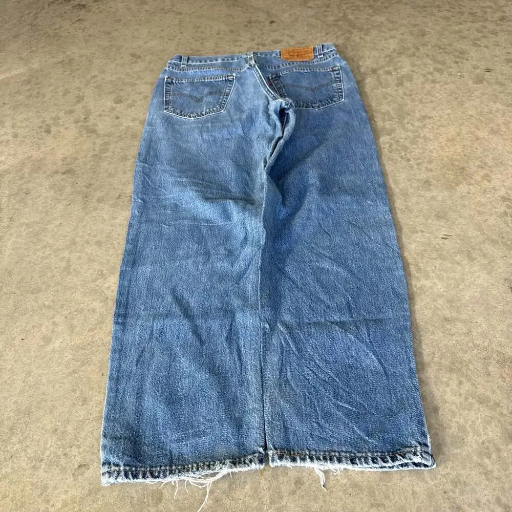 Vintage 90’s Levi's 550 Relaxed Fit Made in USA Denim Jeans